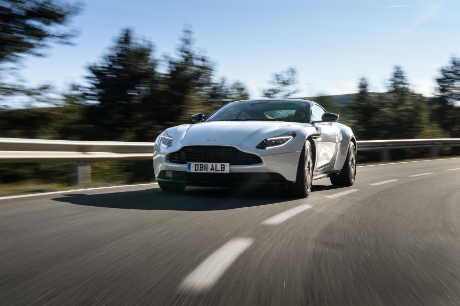  Aston Martin DB11 V8 2017 года  (WW) (фото 23 из 25)